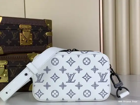 AAA Pruses Bags VUITTON Nano LOUIS Alpha-11.0*18.5*6.5CM 0529
